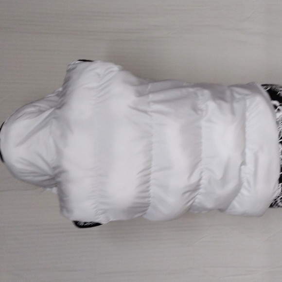 O'Neill Retro Reversible Athliesure Puffer Vest - Picture 4 of 9